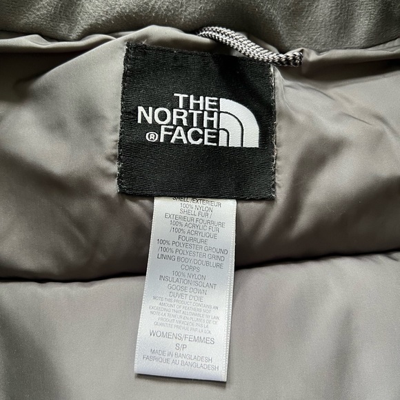 North face women’s Hyvent jacket - Picture 5 of 11